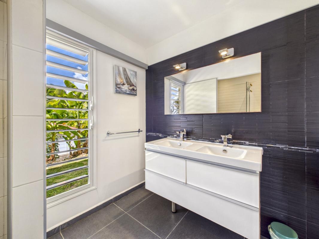 36.Location Villa piscine vue mer Saint François Guadeloupe_SDD Commune